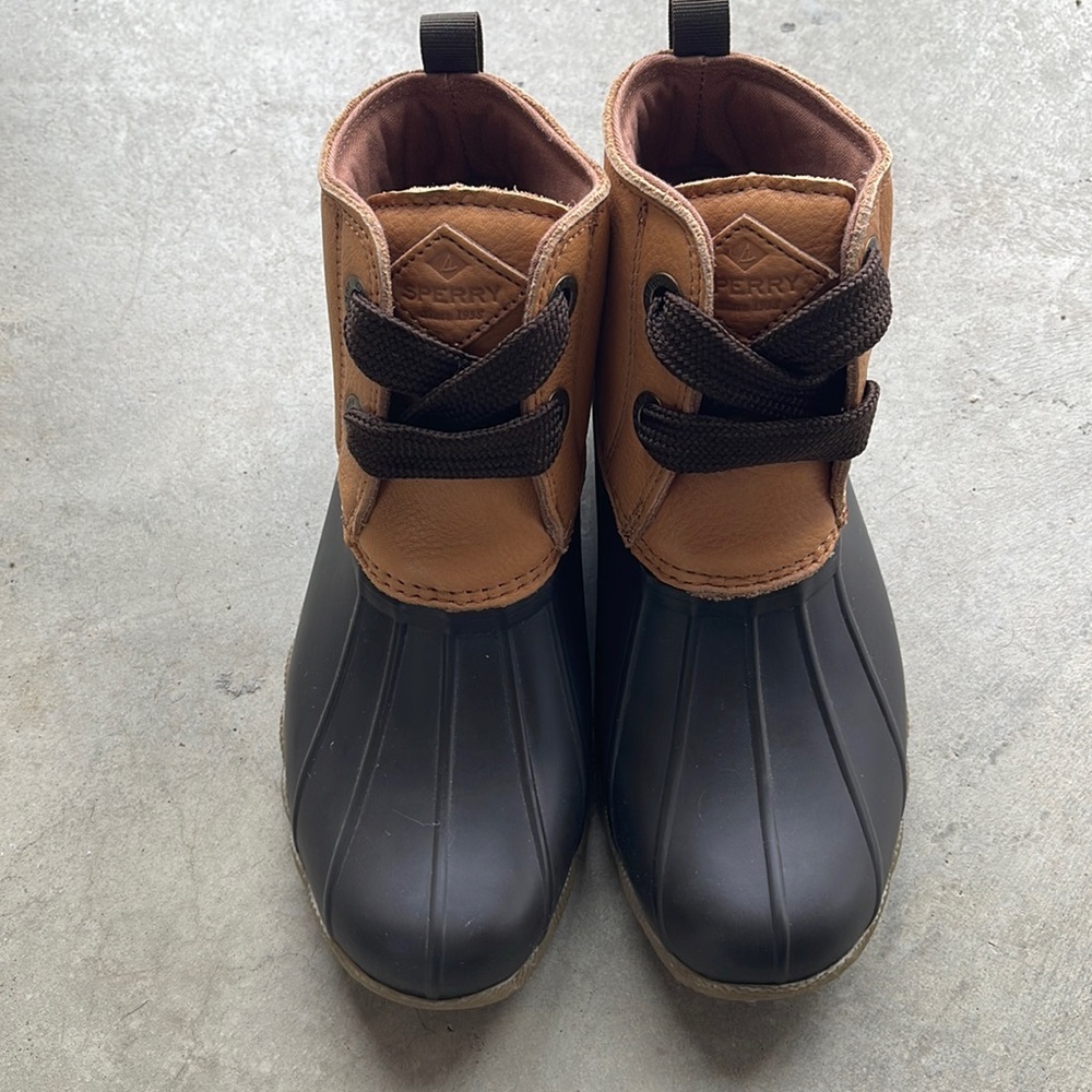 Sperry, Duck boots, rain boots, size 6.5, never been worn, brown